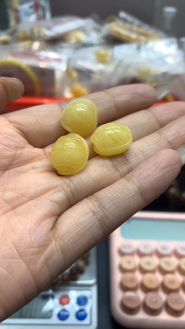 未镶嵌琥珀珠宝奇石970多样性发其一