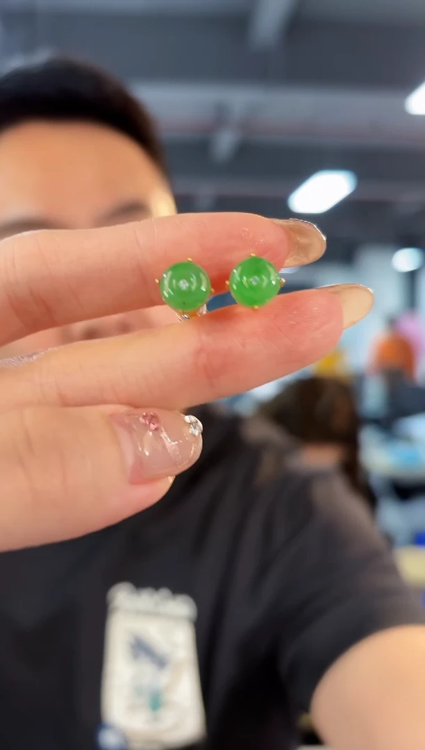 【闪购商品】翡翠耳饰未镶嵌缅料A货/支持复检/一对