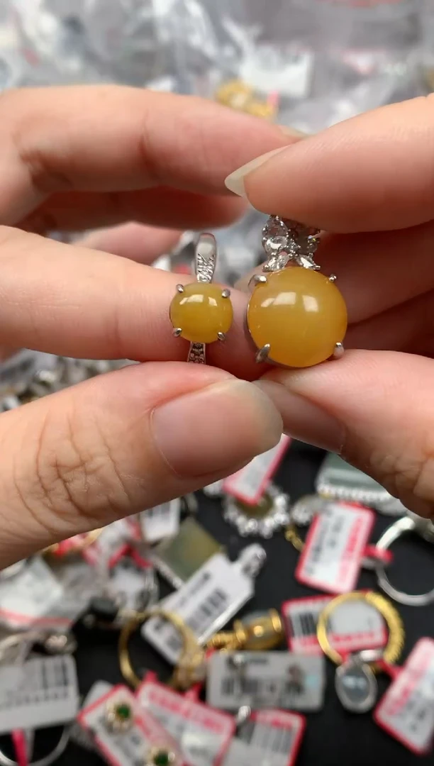 翡翠戒指银S925镶嵌天然A货缅甸翡翠