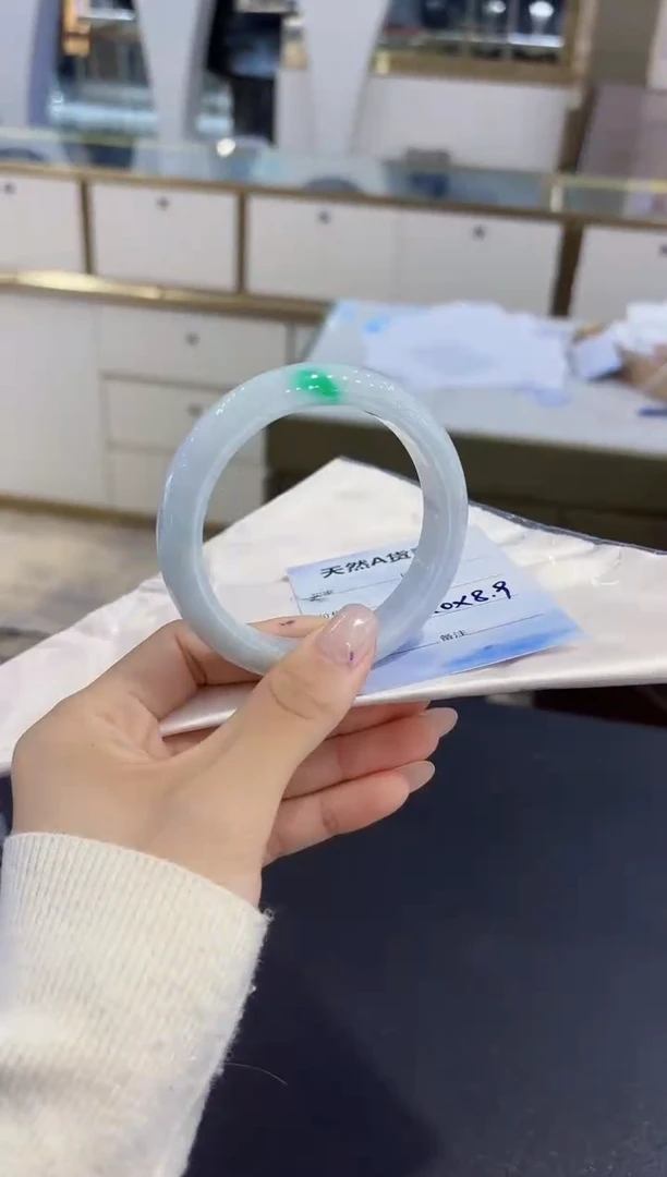 未镶嵌手镯翡翠翡翠手镯