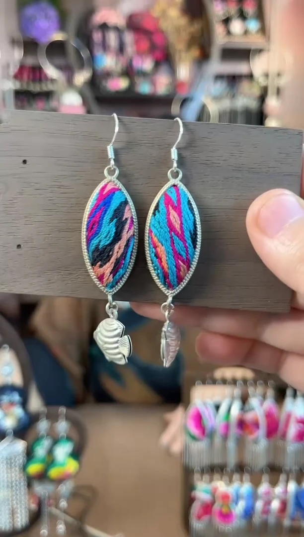 织绣民族风手工非遗老绣饰品108