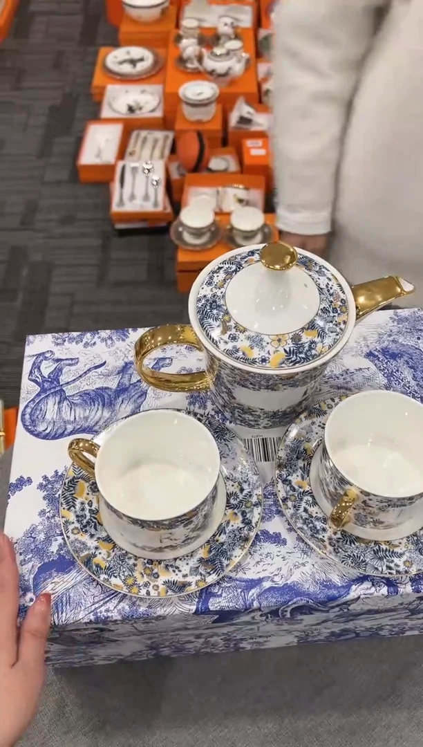 【闪购商品】杯H873--------------