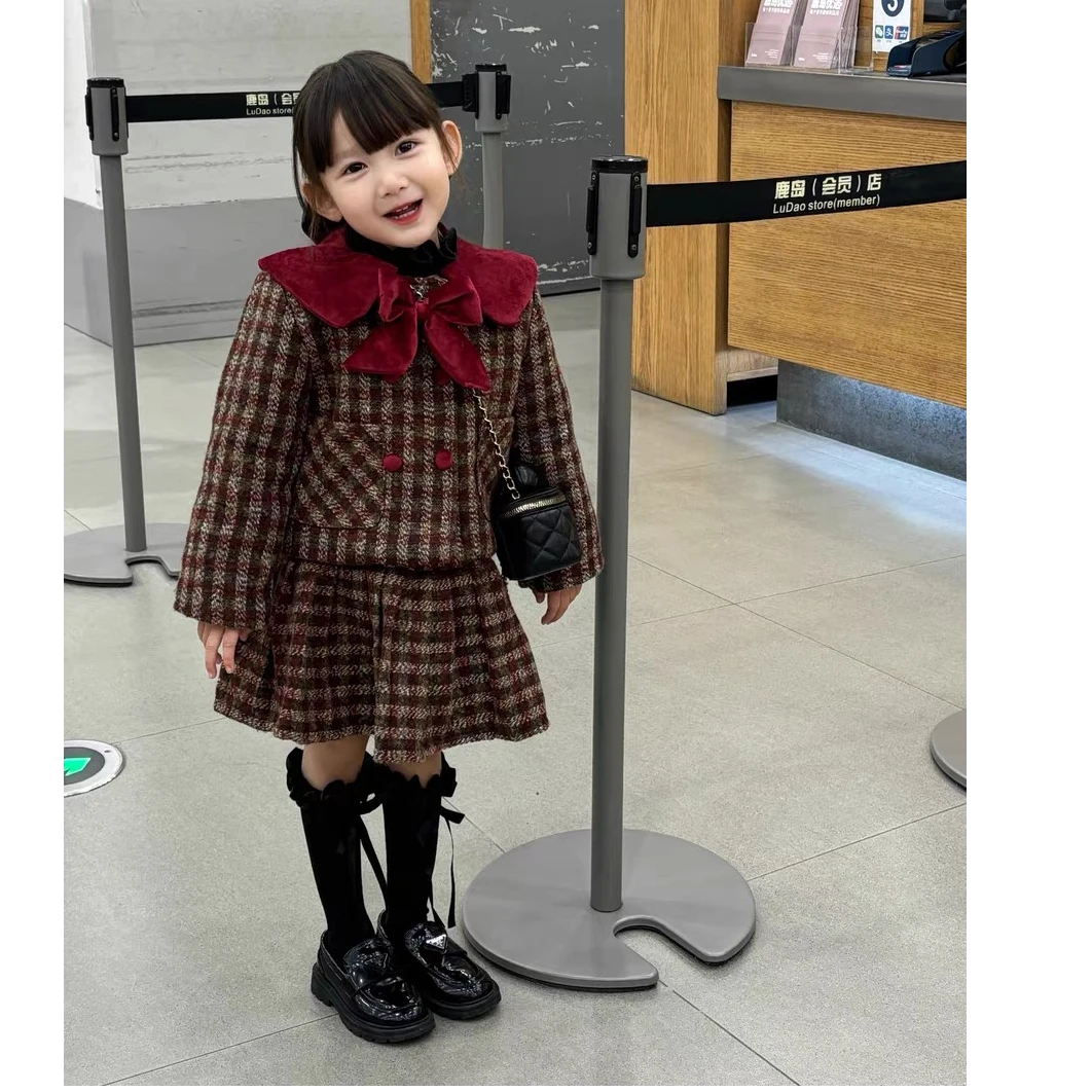 轻奢小香风加绒套装冬装新款女童夹棉格子外套+短裙两件套 WE1119