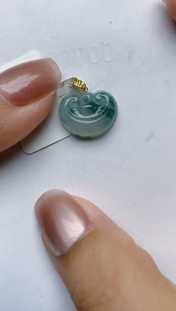 翡翠18K金镶嵌颈饰天然缅甸A货翡翠