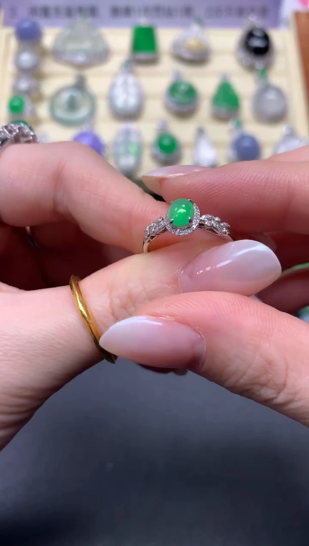 【闪购商品】翡翠戒指18K金镶嵌戒指|2500+250