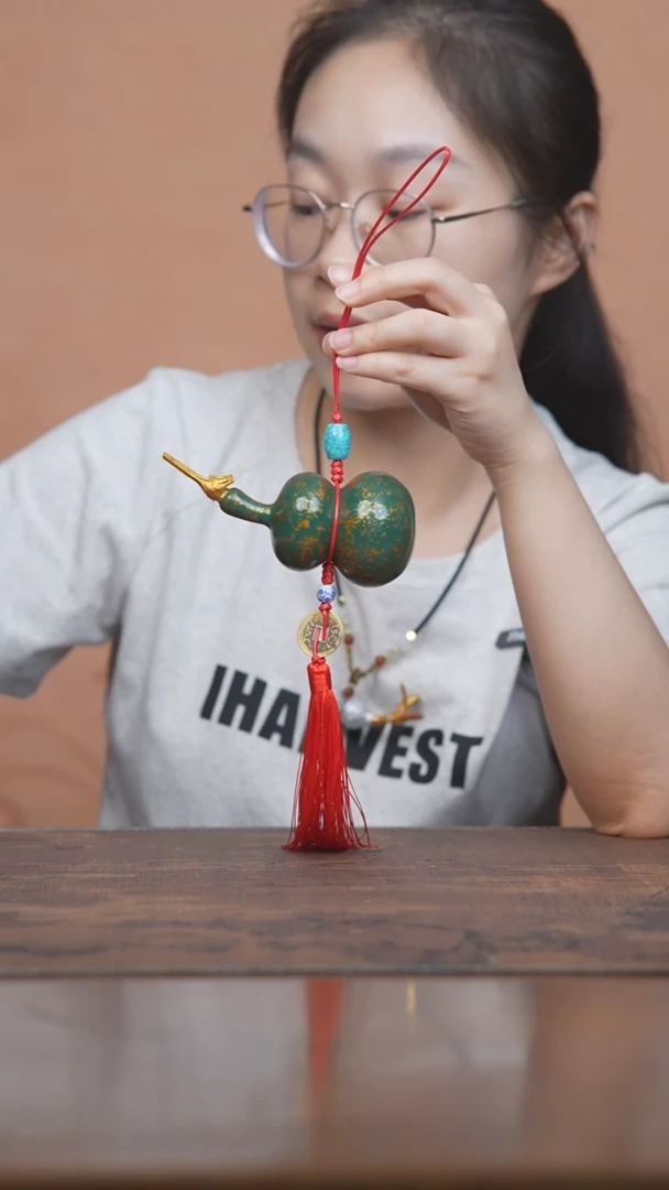 744号------大漆小葫芦挂件