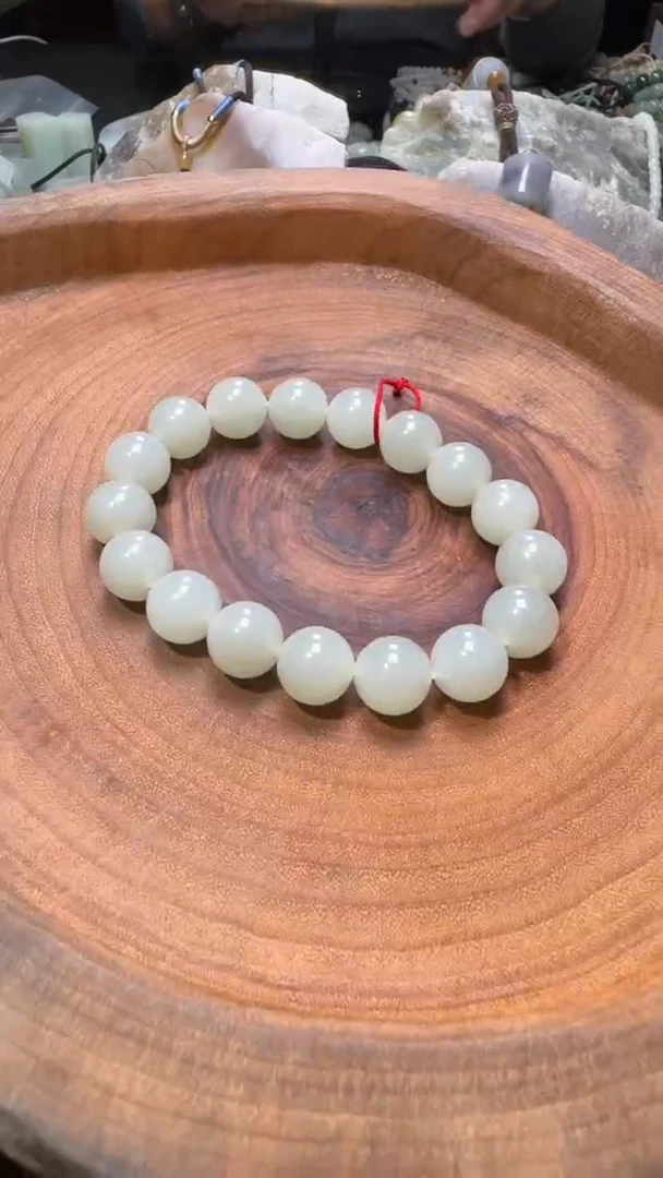 未镶嵌手链和田玉手串