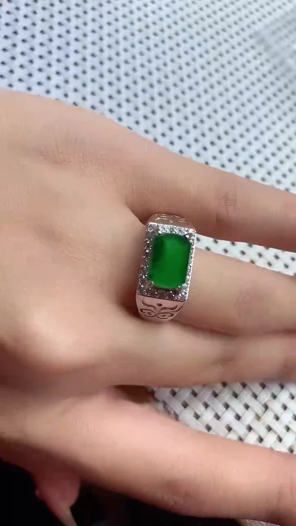 【闪购商品】翡翠戒指银S925镶嵌戒指