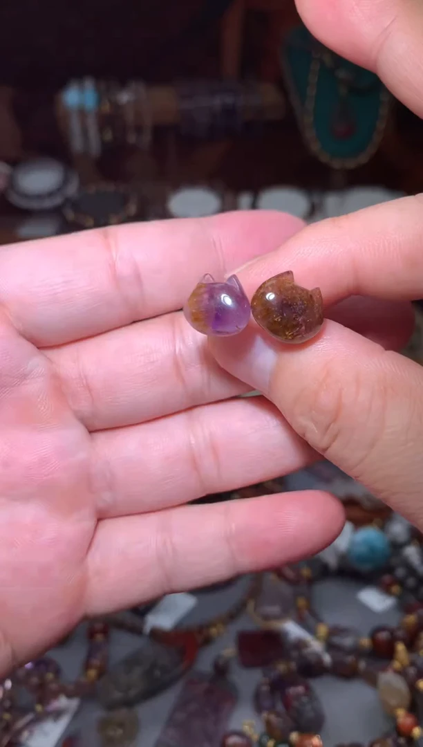 未镶嵌珠宝半成品水晶极光紫钛猫耳朵，一对