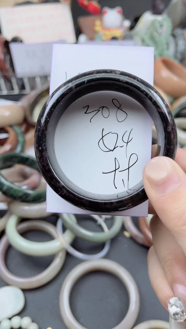 未镶嵌手镯石英质玉308