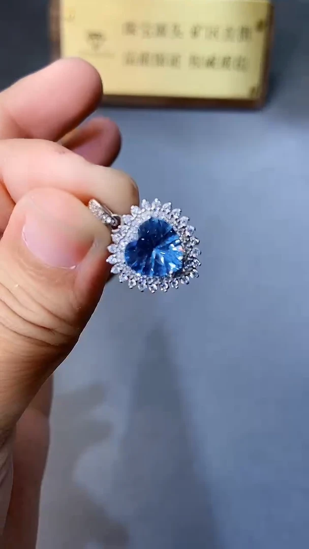 【闪购商品】海蓝宝石颈饰银S925镶嵌54