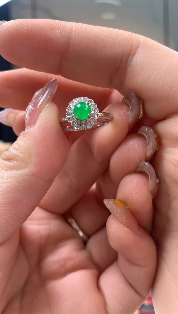 【闪购商品】翡翠戒指18K金镶嵌戒指