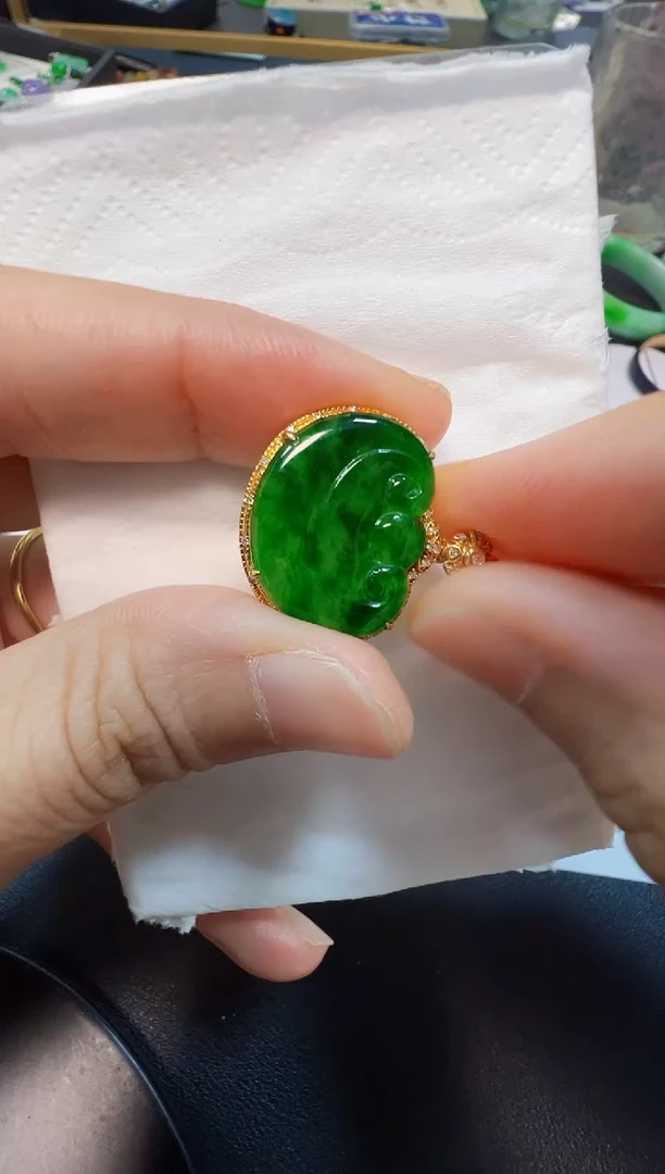 吊坠(不含链)18K金镶嵌翡翠3980