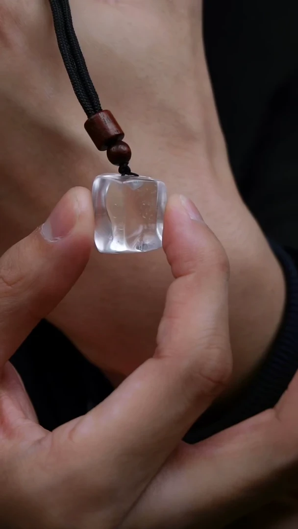 吊坠(赠链)未镶嵌水晶水晶