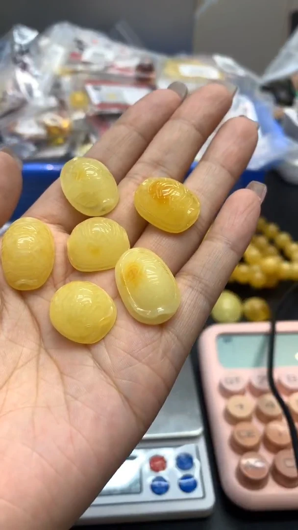 未镶嵌琥珀珠宝奇石2120多样性发其一