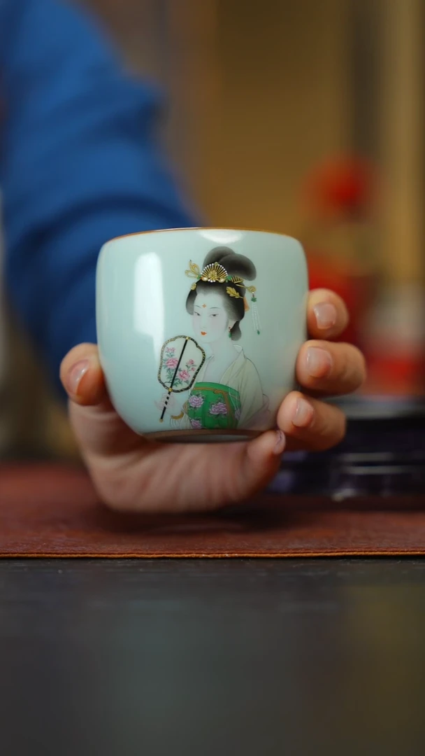 气柴窑 陈逸安老师 粉彩 玉石青 云影 仕女 和笙杯