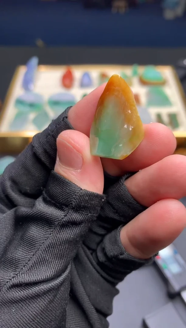 【闪购商品】定制翡翠未镶嵌