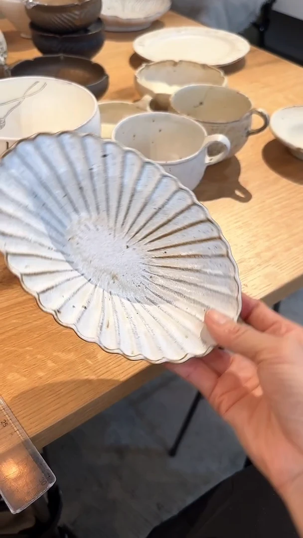 盘【预售直子】米色菊花椭圆盘*随机一个