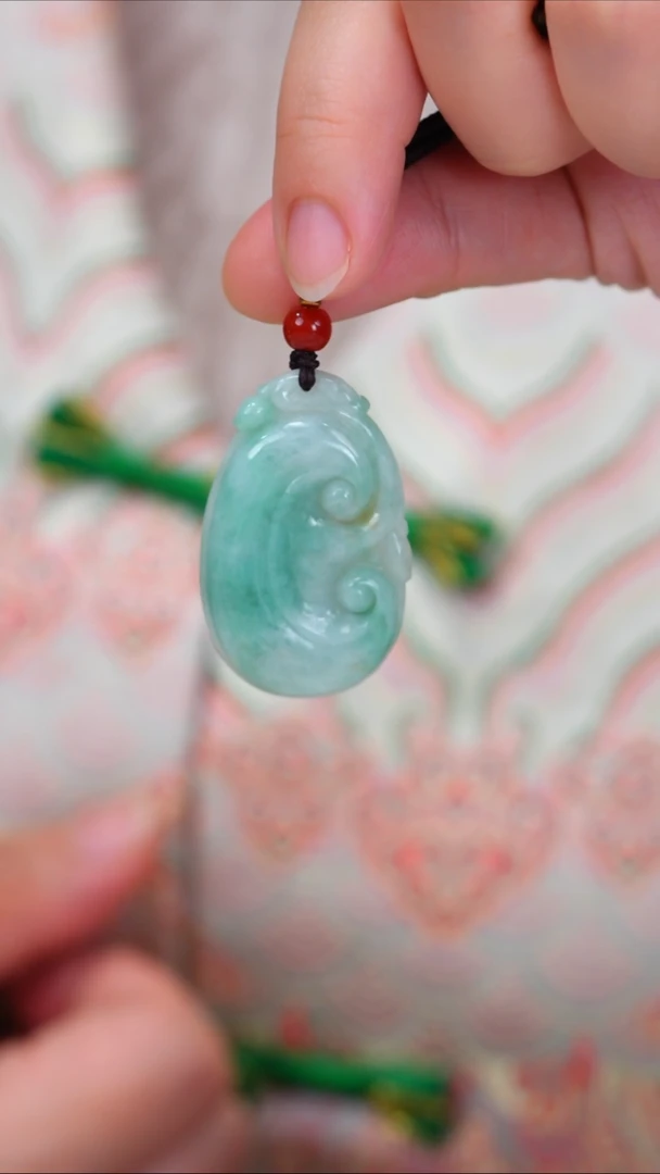 【闪购商品】翡翠吊坠(不含链)未镶嵌绿色翡翠如意