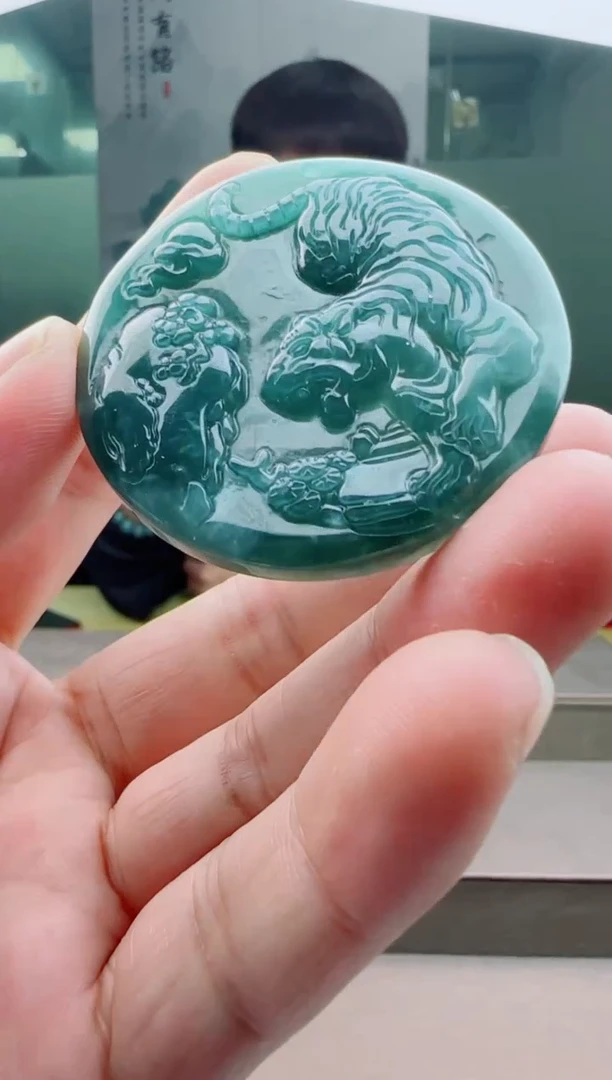 【闪购商品】翡翠颈饰未镶嵌1111111111