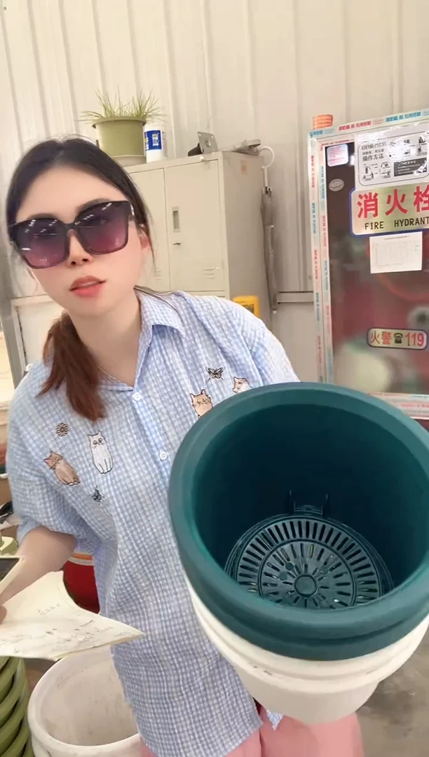 瑕疵dp8号盆4只装（白色和军绿色）