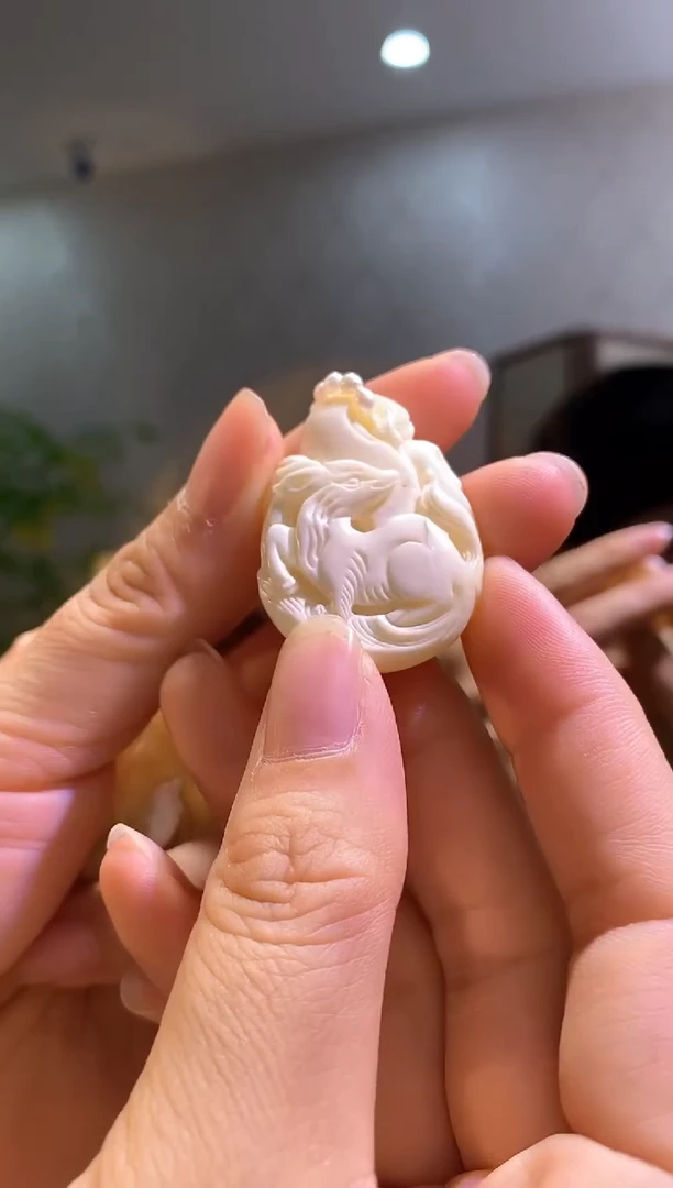 裸石琥珀未镶嵌天然琥珀蜜蜡首饰