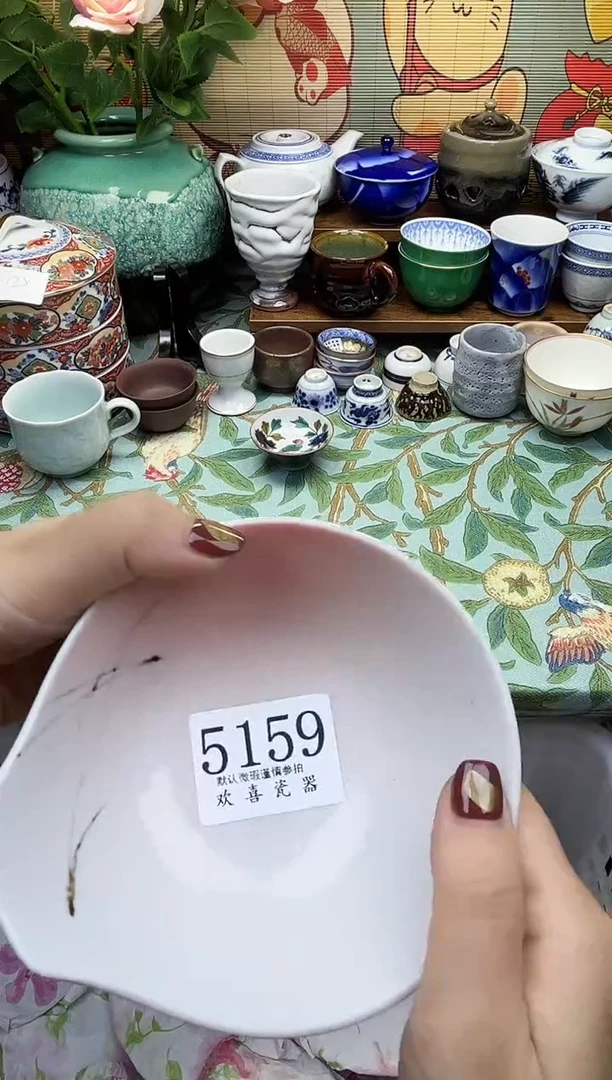 瓷片咕*滴      5159