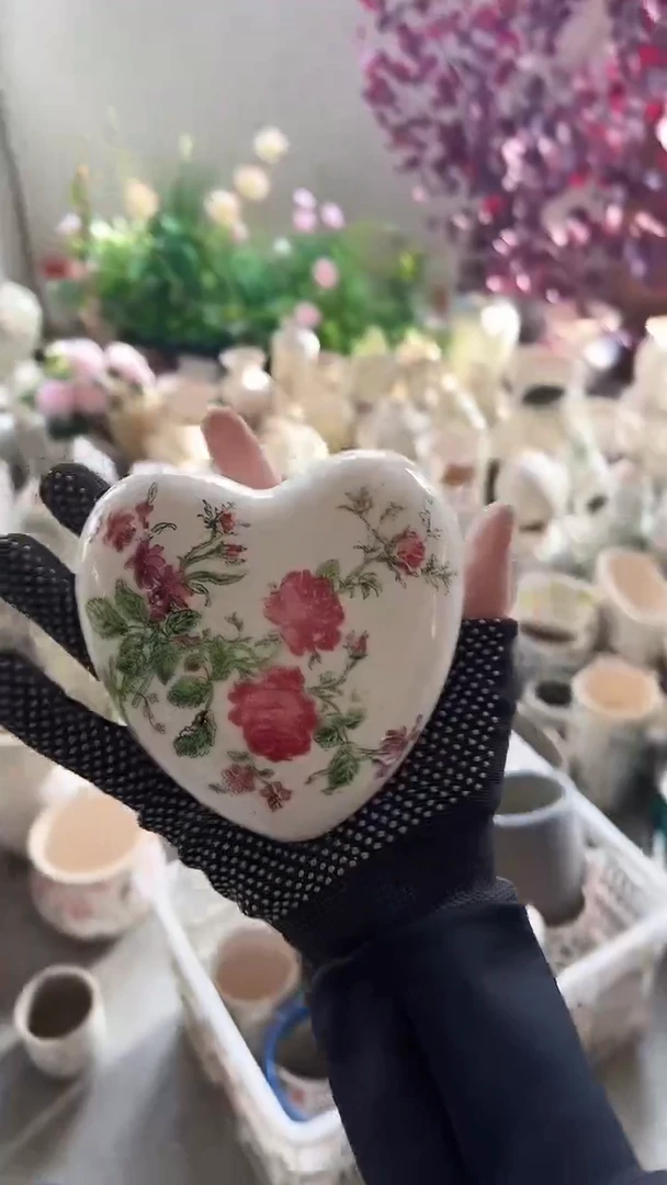 【闪购商品】陶瓷爱心摆件
