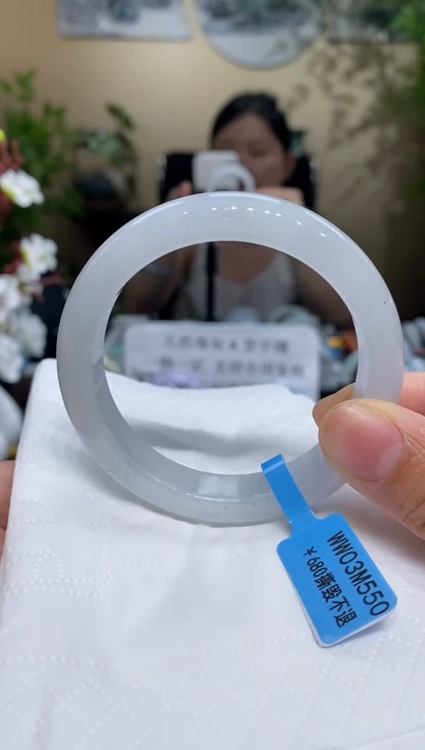 翡翠手镯未镶嵌翡翠55