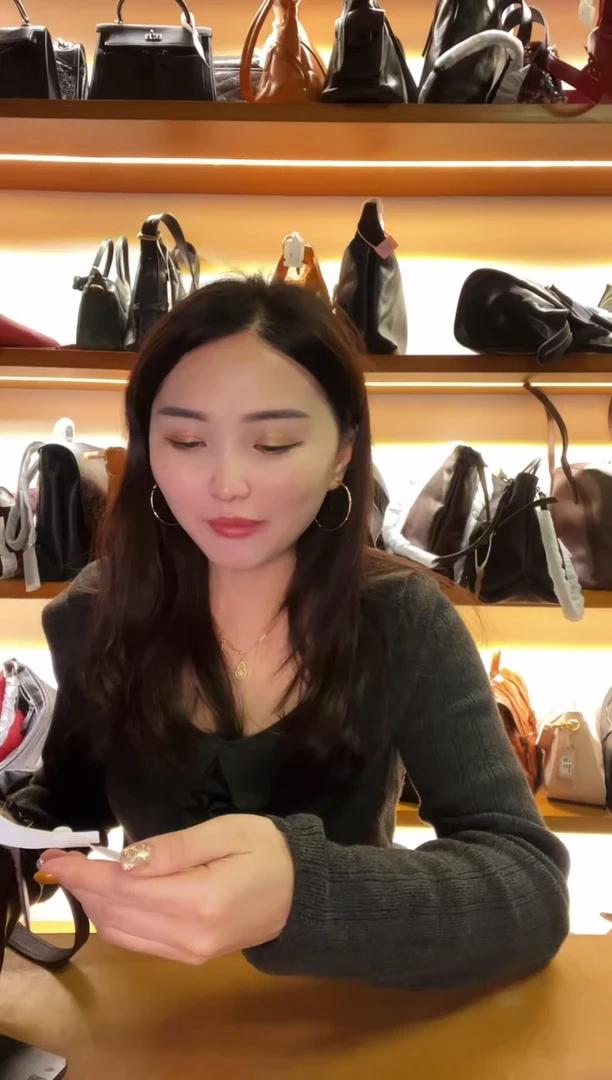 牛皮（革）高端订制时尚百搭女士手提斜跨包