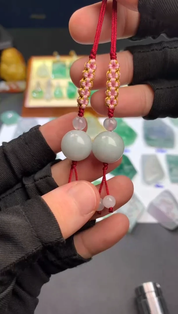 翡翠挂件未镶嵌钥匙挂手机挂多样性发货发一个