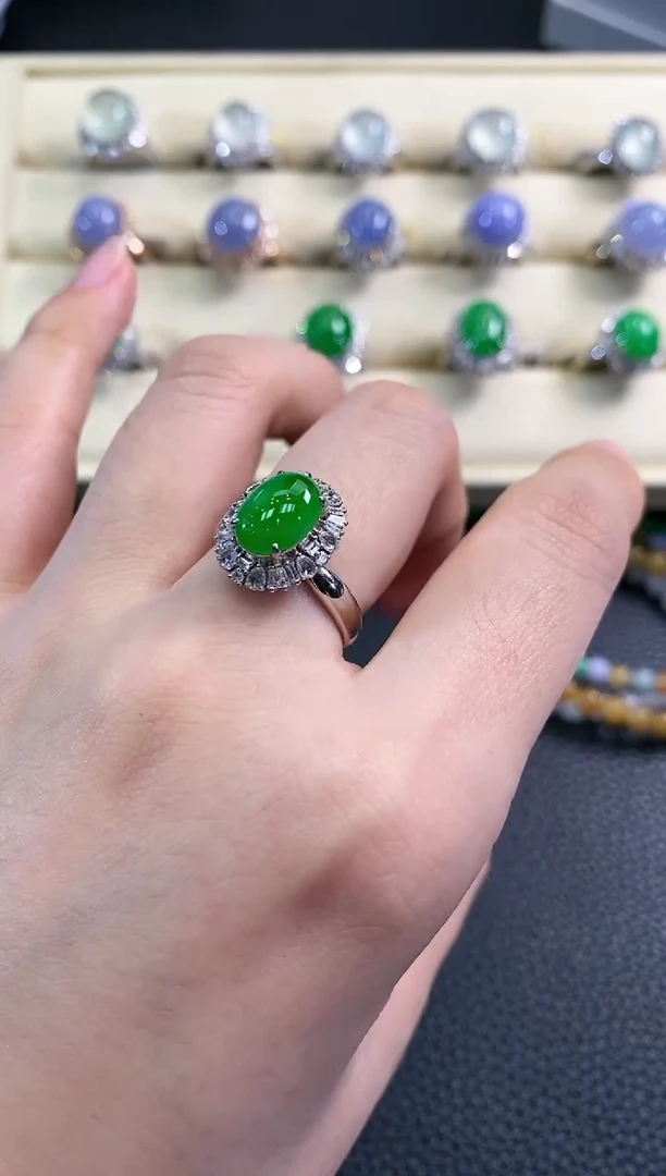 翡翠戒指18K金镶嵌春日珠宝 C66