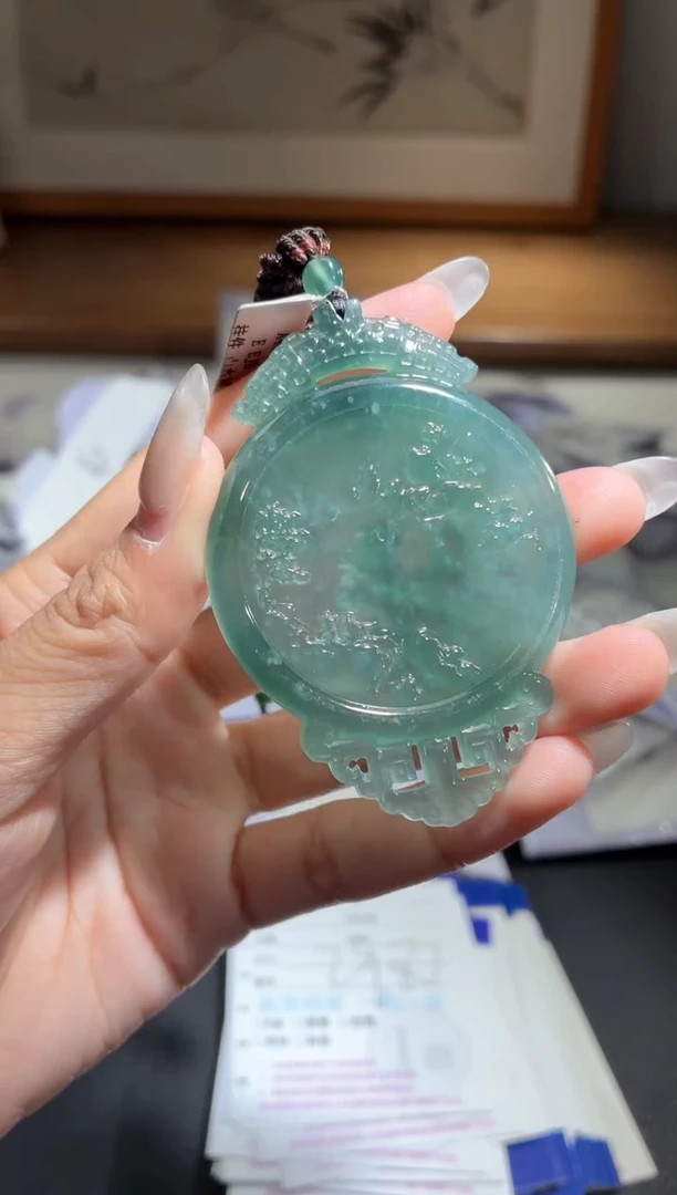 吊坠(不含链)未镶嵌翡翠山水牌