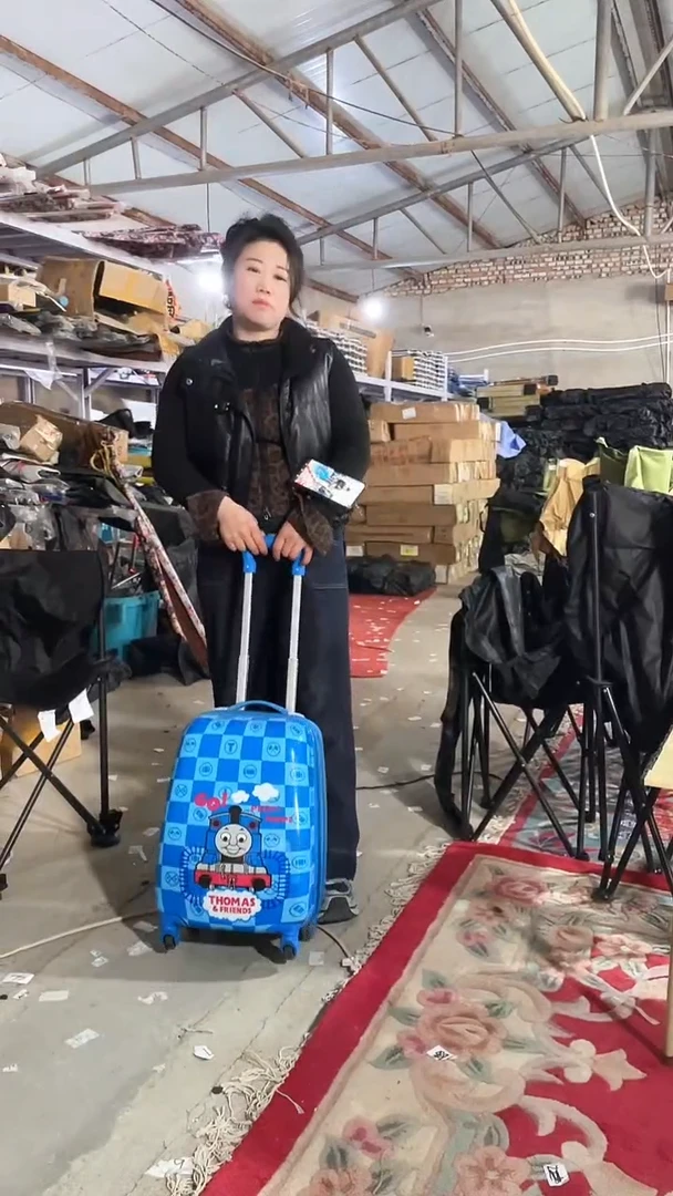 铁瑕疵不售后椅子 10