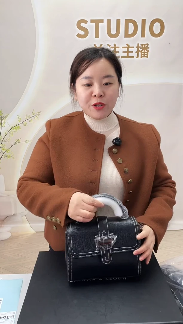 牛皮CALWAN KEODH包包