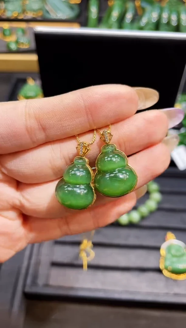 和田玉18K金镶嵌吊坠(赠链)多样性发一Z