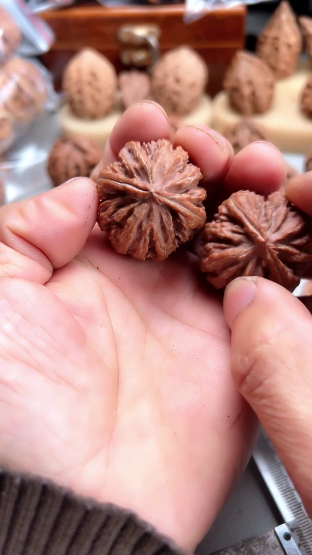 文玩核桃把件核桃