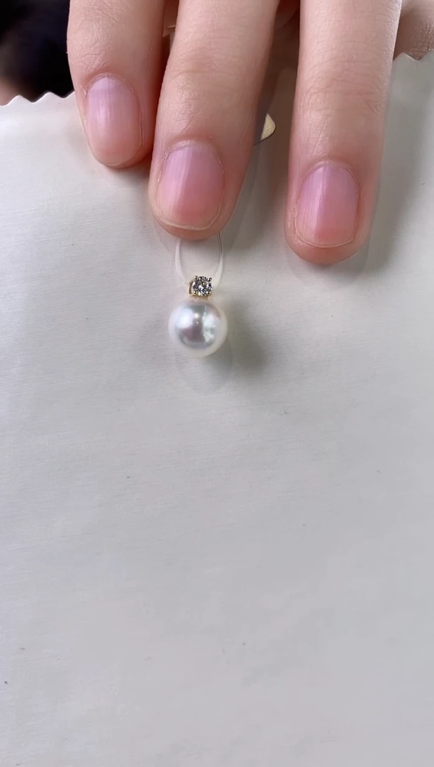 【闪购商品】海水珍珠吊坠(不含链)18K金镶嵌9-10澳白珍珠吊坠