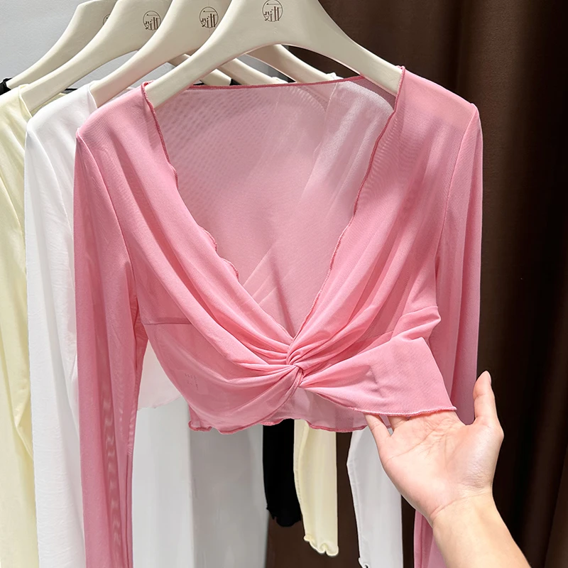 吊带裙外搭长袖防晒网纱小披肩夏季设计感粉色短款洋气蕾丝上衣女