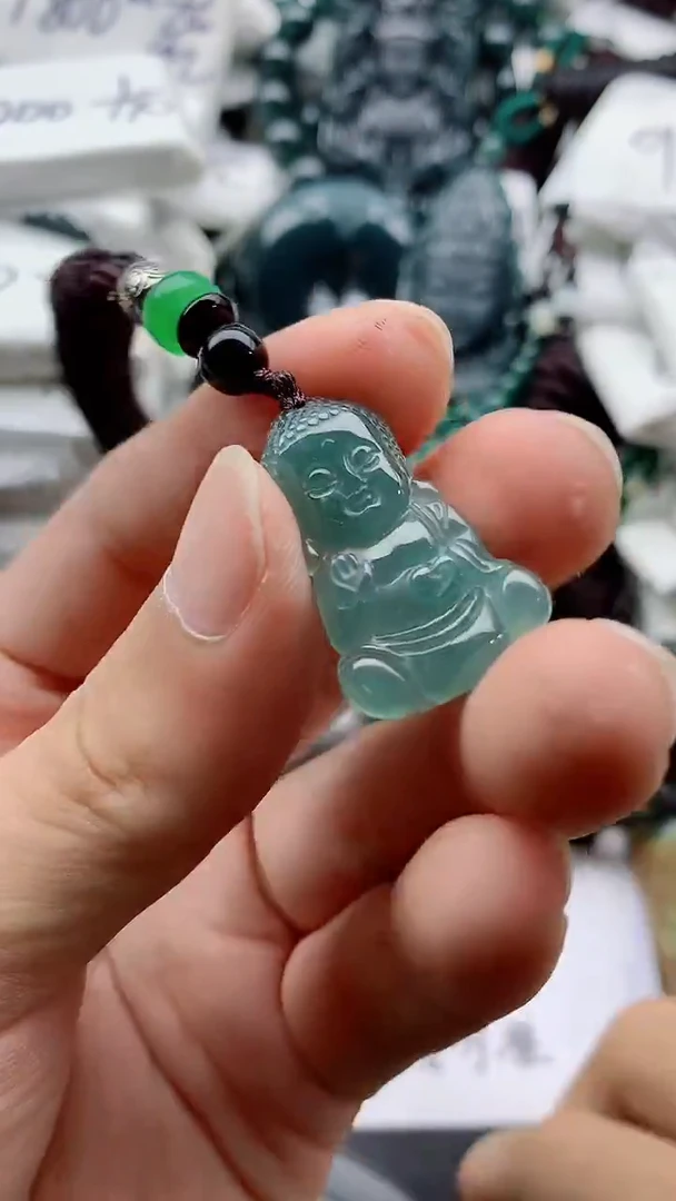 翡翠未镶嵌颈饰8888888888