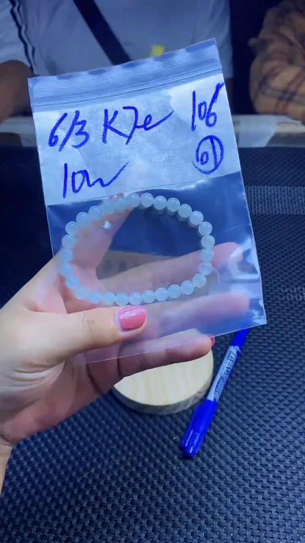 定制翡翠未镶嵌天然缅甸A货翡翠，多样性发货只发其一