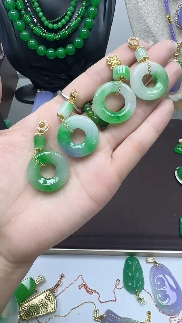飘花手工甜甜圈吊坠