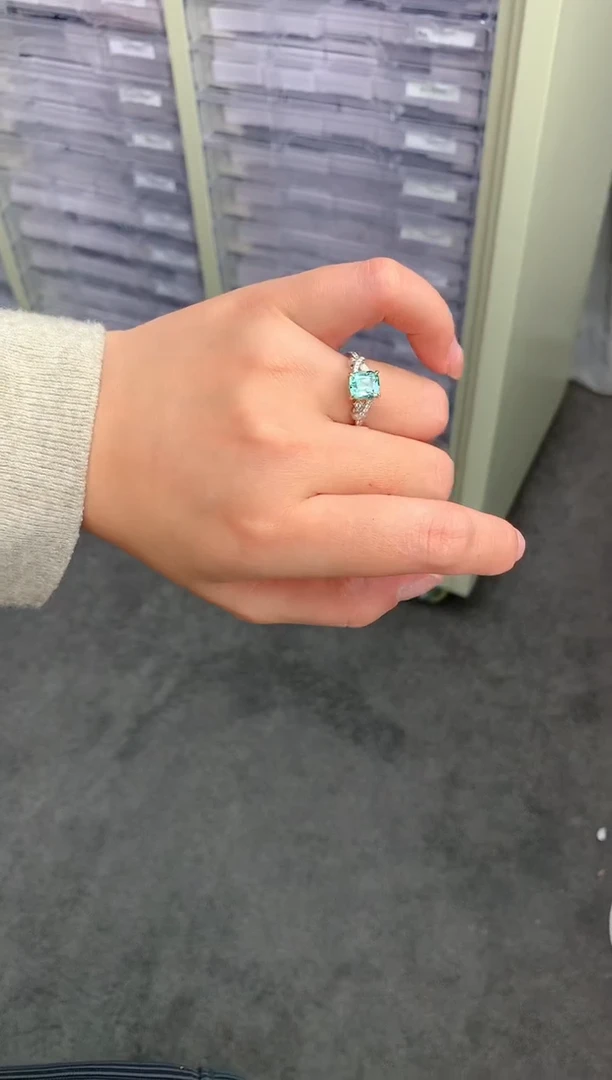 【闪购商品】碧玺戒指18K金镶嵌2.2ct碧玺戒指