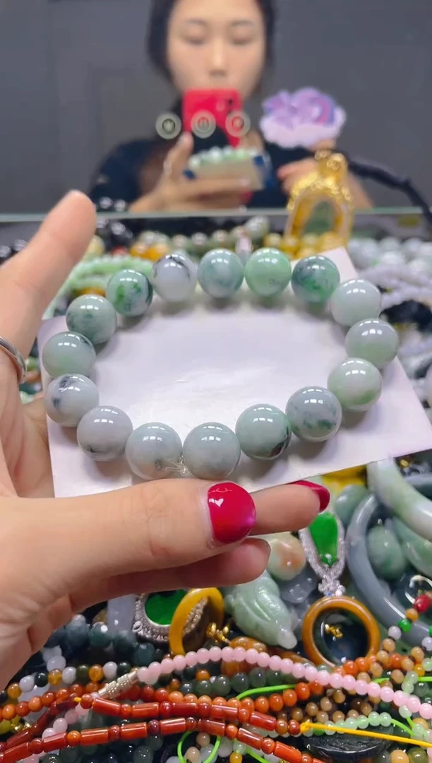 颈饰未镶嵌翡翠13MM/Q/翡翠A货，一件也是批发价