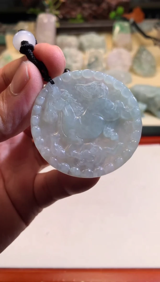 翡翠未镶嵌颈饰6/07/256