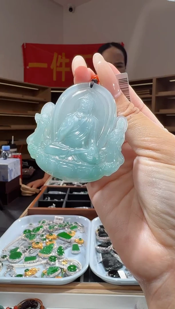吊坠(不含链)未镶嵌翡翠三圣（多样性发其一）