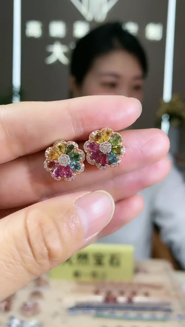 【闪购商品】碧玺耳饰银S925镶嵌耳饰