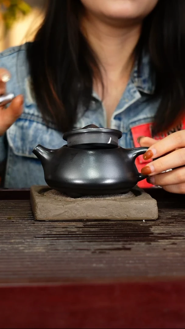 宜兴原矿紫砂壶茶壶宜兴原矿紫砂壶茶壶260C