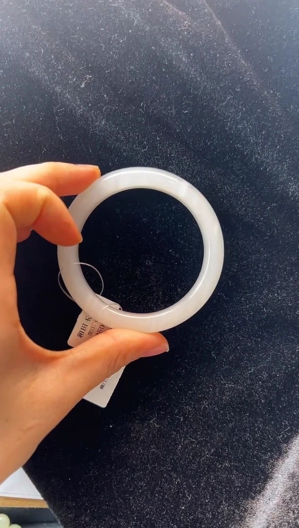 【闪购商品】和田玉手镯未镶嵌手镯