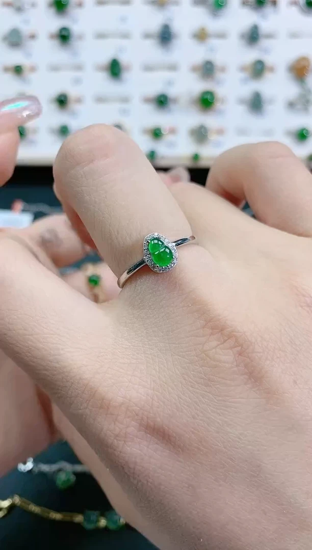 翡翠戒指银S925镶嵌天然翡翠
